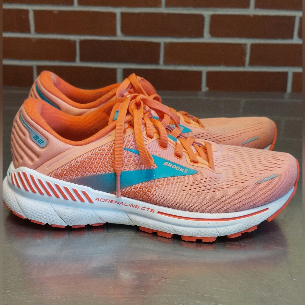 Brooks Women's Orange Running Shoes